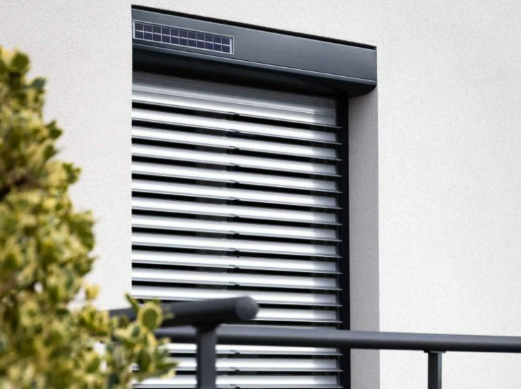 moteur de volet roulant solaire